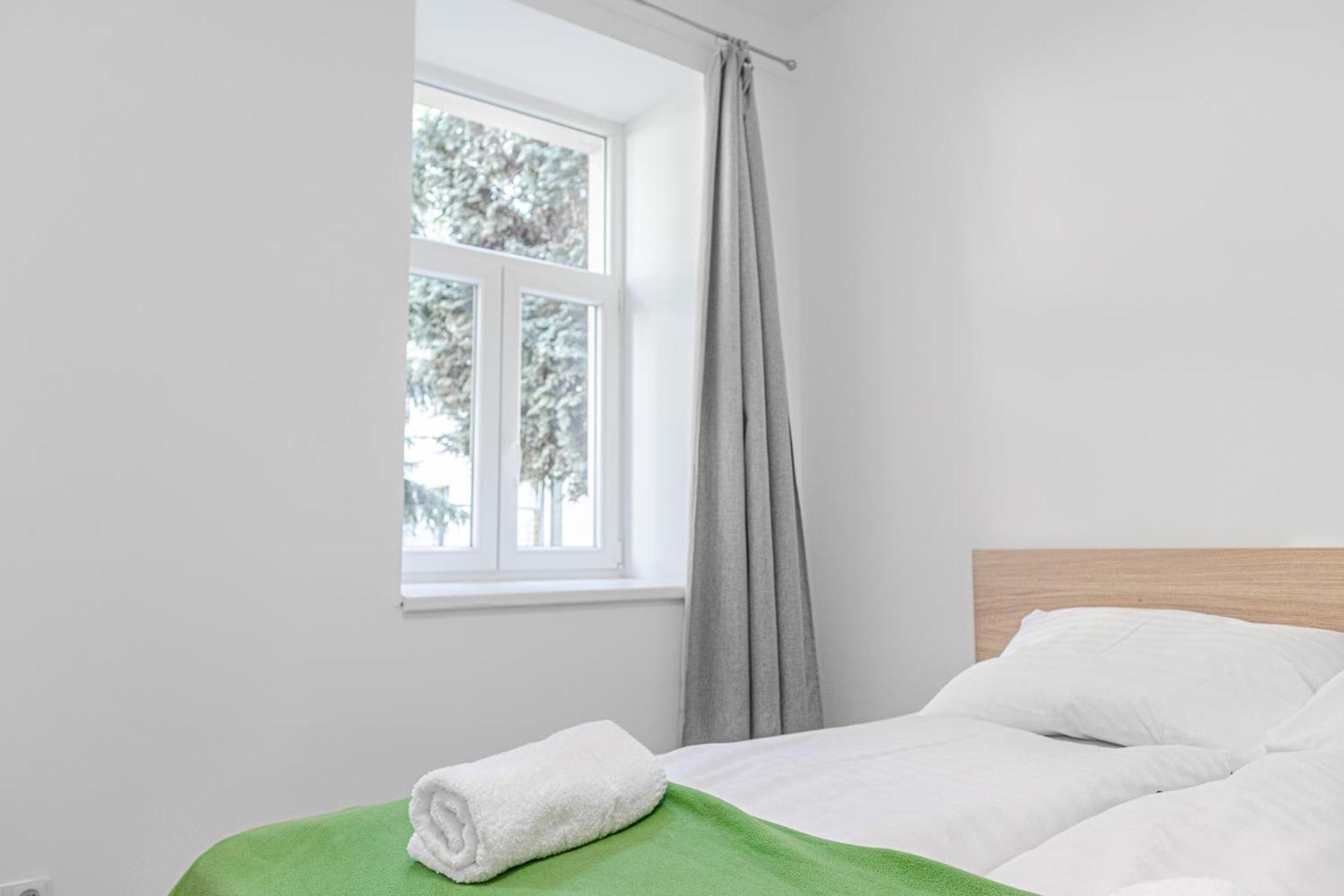 Lovely 2br Shared Apartment, Enkplatz U3, 15min To Center *