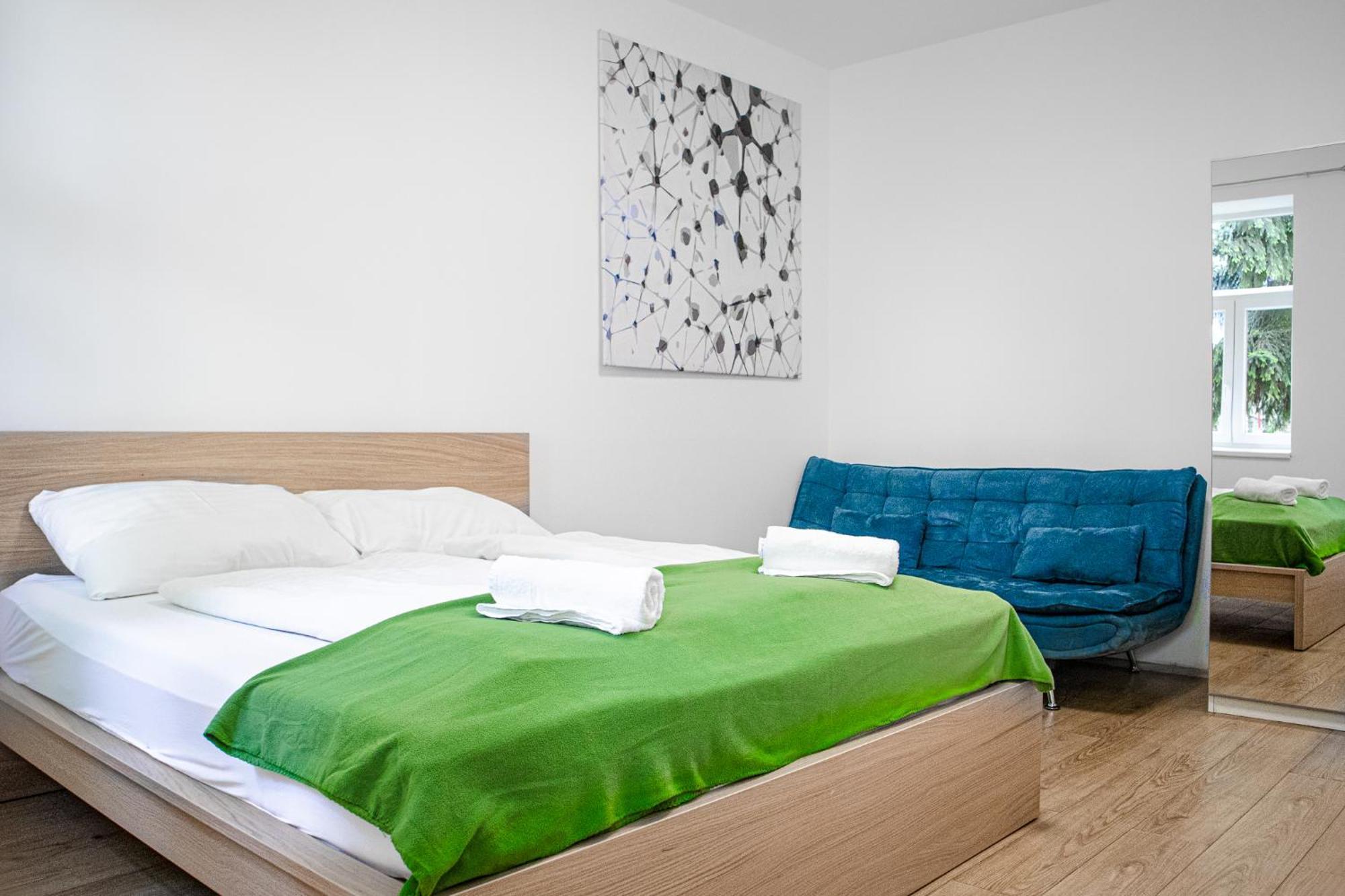 Lovely 2br Shared Apartment, Enkplatz U3, 15min To Center *
