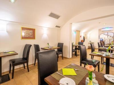 Hotel Am Schubertring 4*