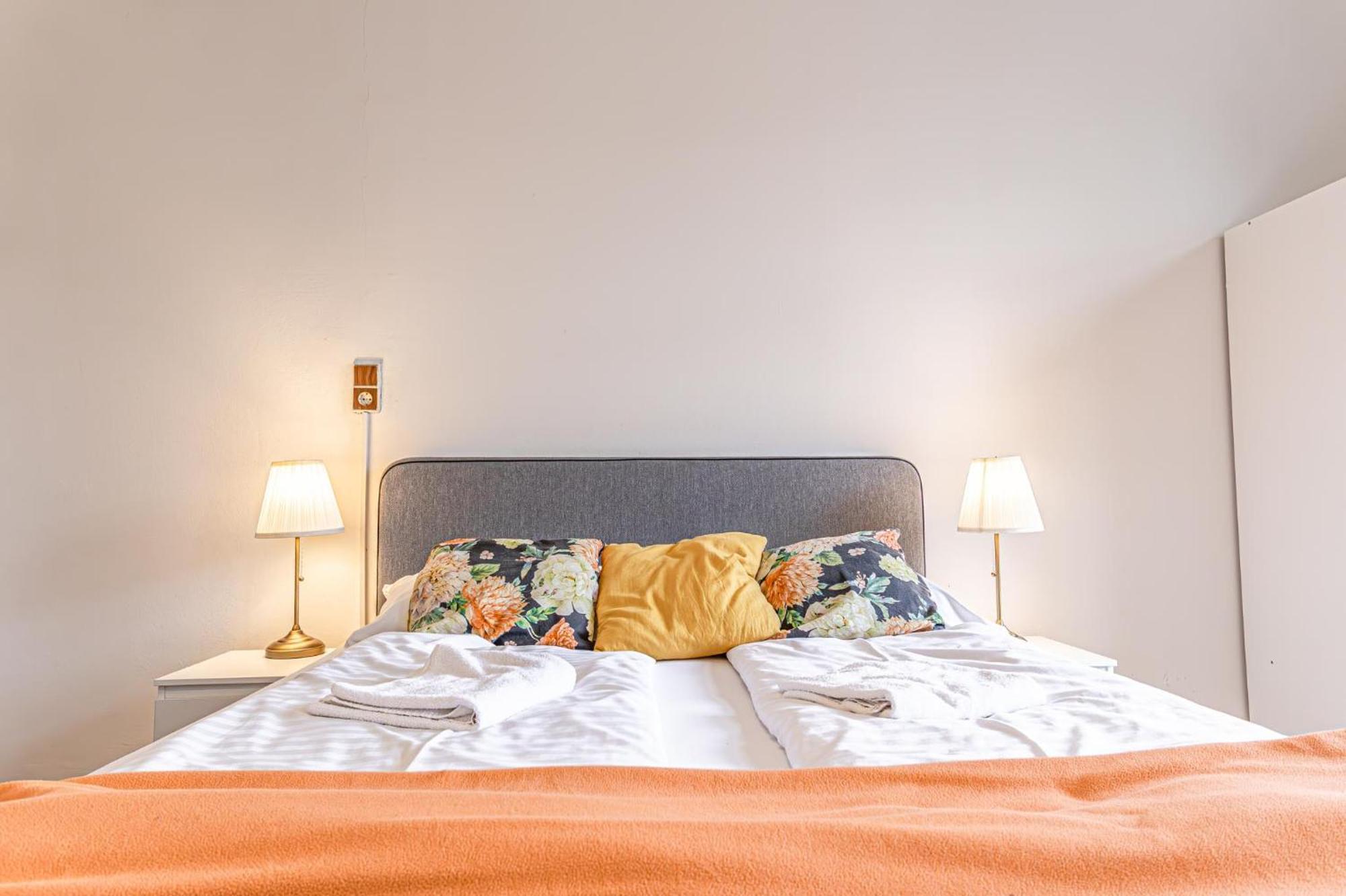Gorgeous 1br Near Akh Hospital *