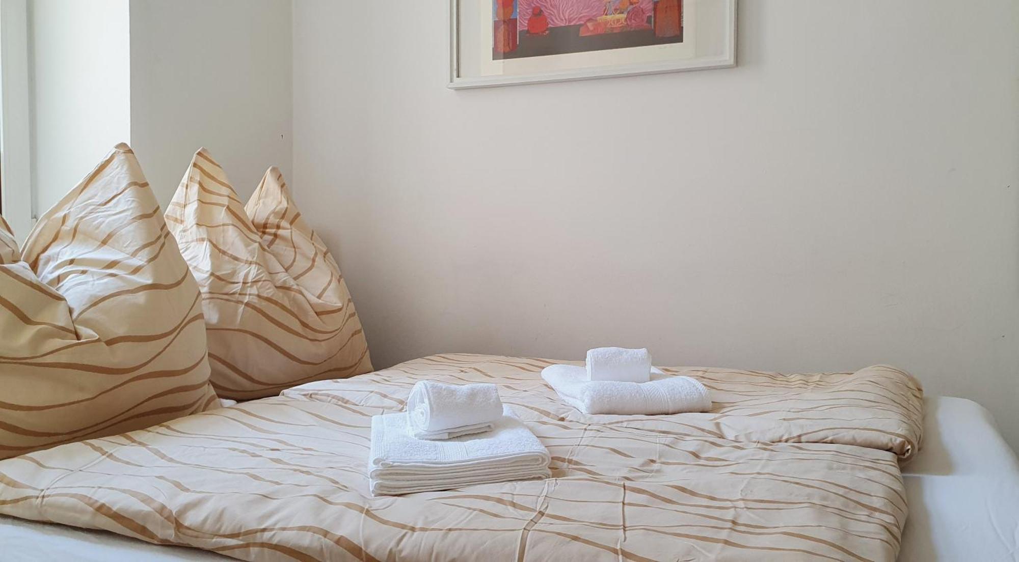 Quiet 2-room Flat, Walking Distance To Centre Apartment Vienna