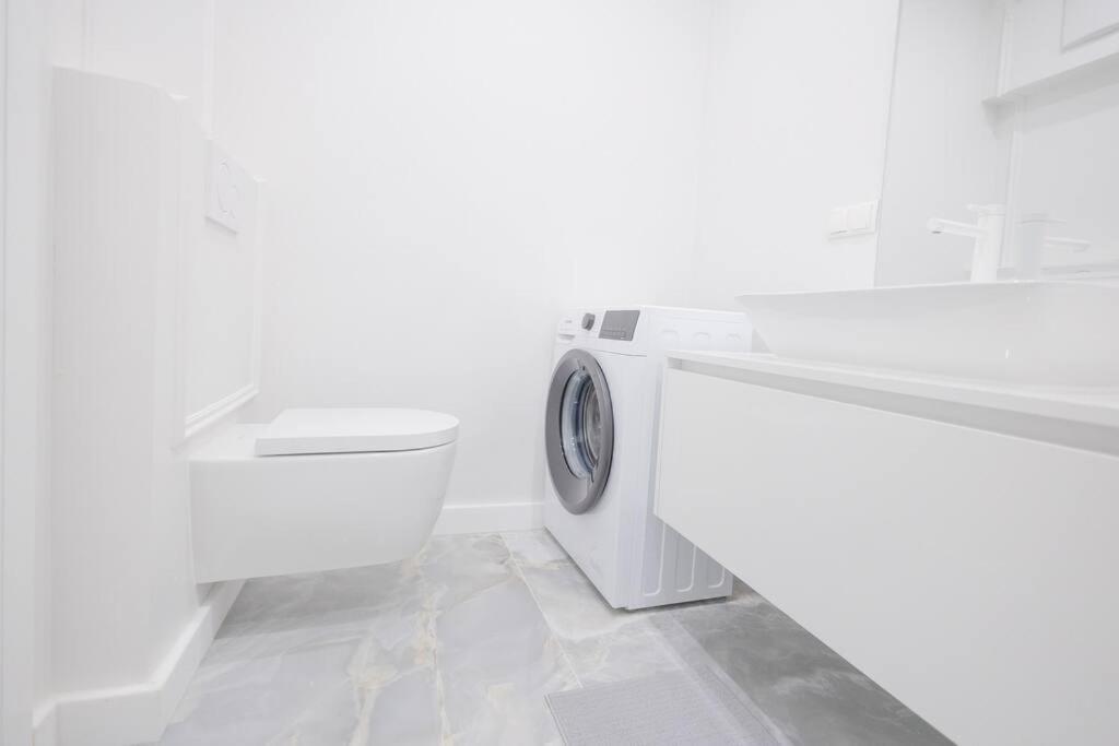Apartment Stylish Two Bedrooms Next Belvedere *