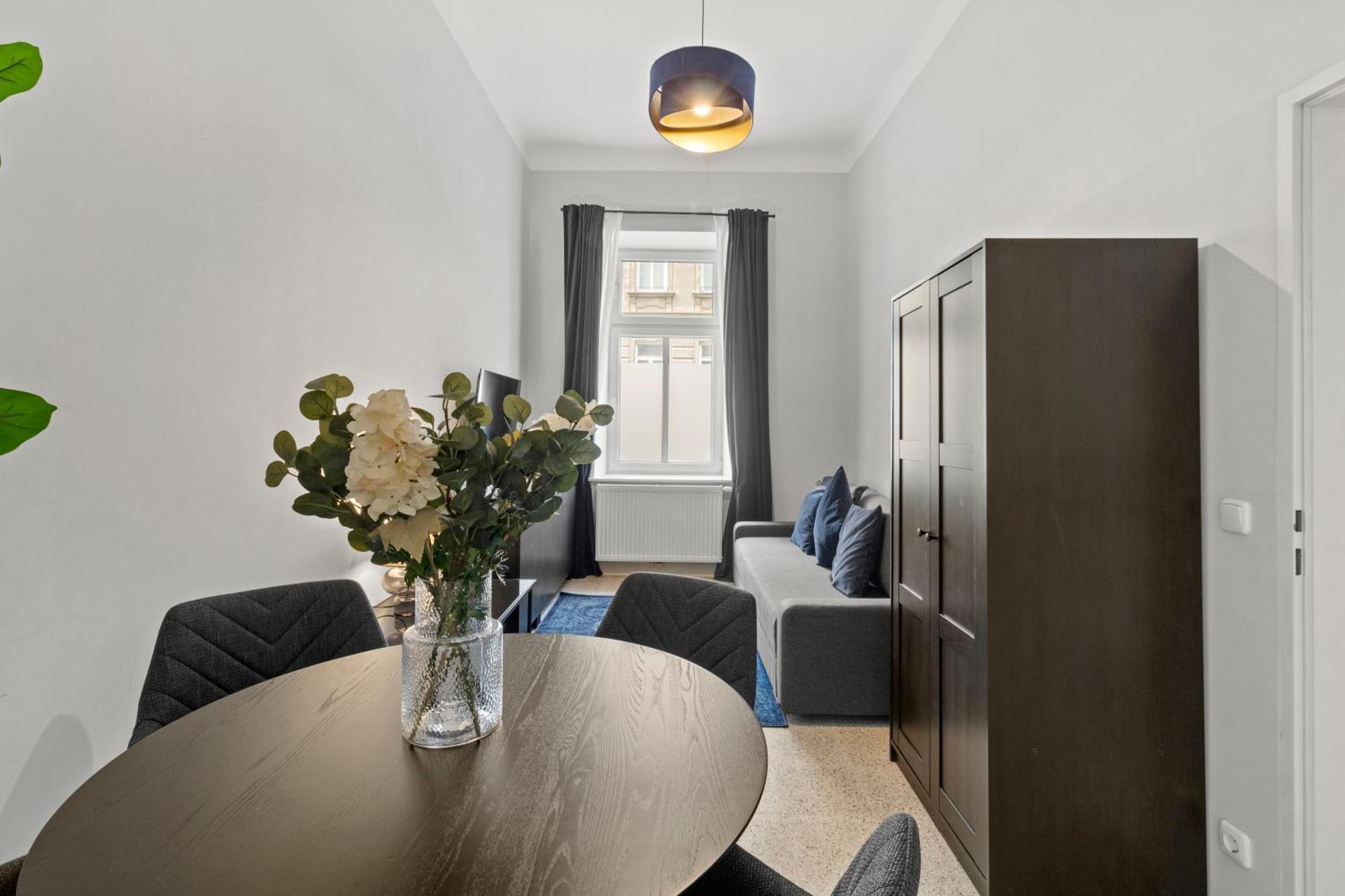 Stylish Apartment, 4 Min To U3 Zipperer Strasse Apartment
