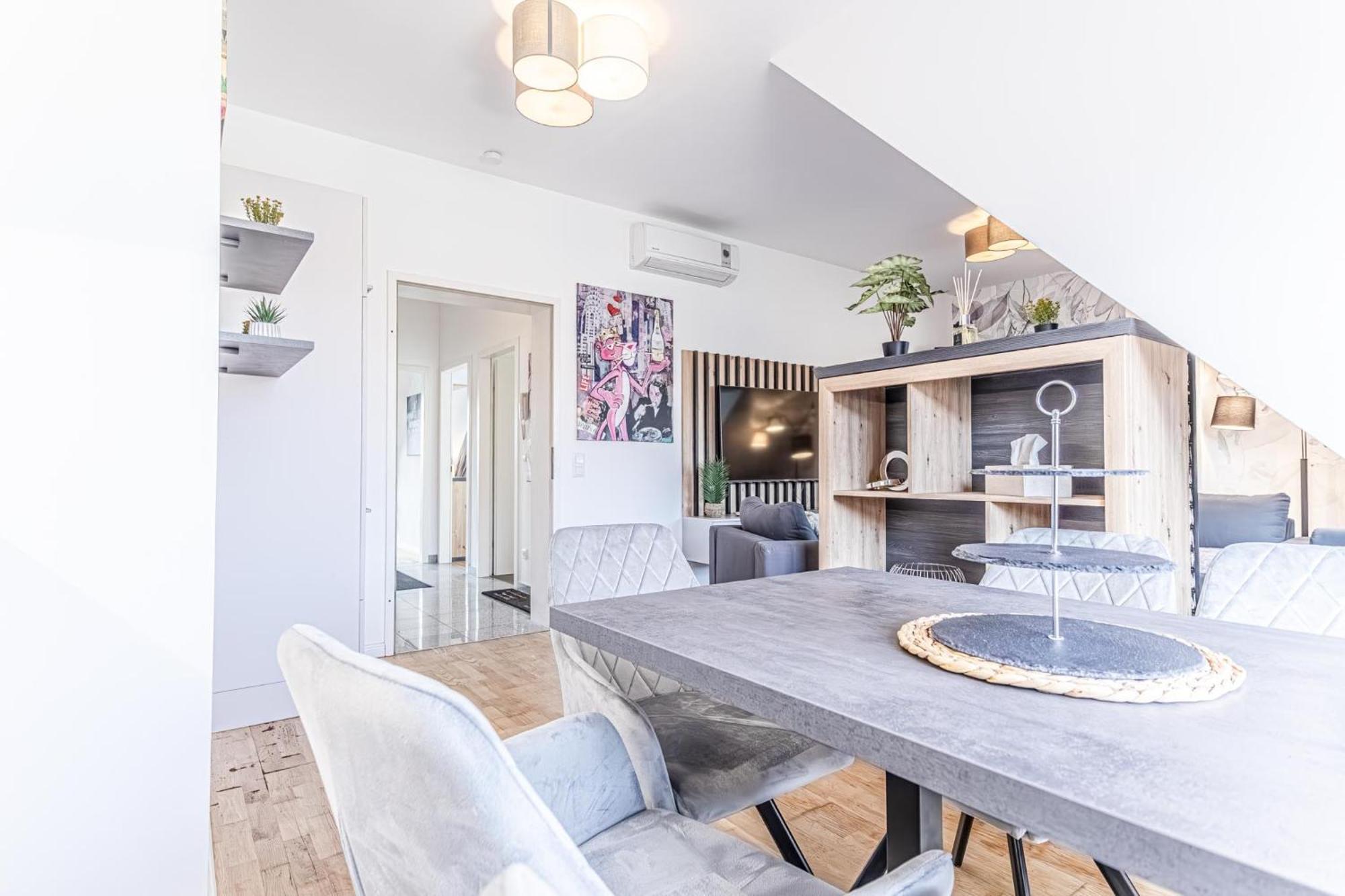 Luxury 2br And 1lr With Balcony - 9 Min To Center Vienna