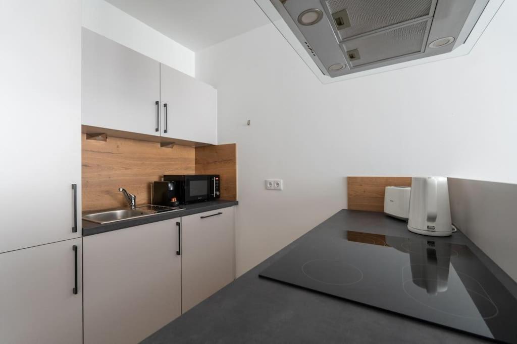 Stylish 1br Escape, Quick By Hm *