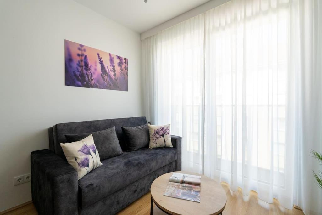 Apartment Stylish 1br Escape, Quick By Hm *
