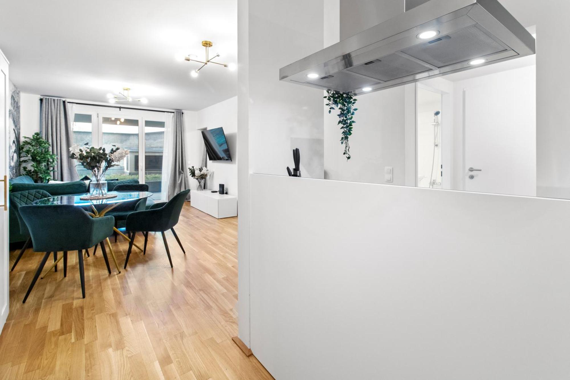 Balcony I 50 M² I Near Center Apartment *