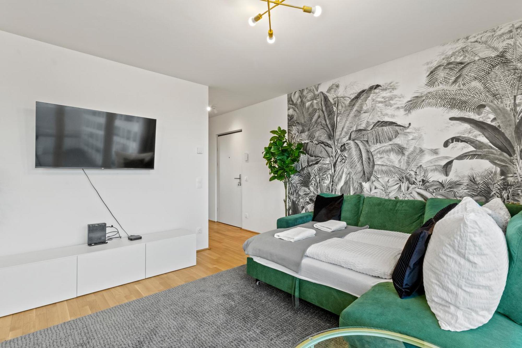 Balcony I 50 M² I Near Center Vienna