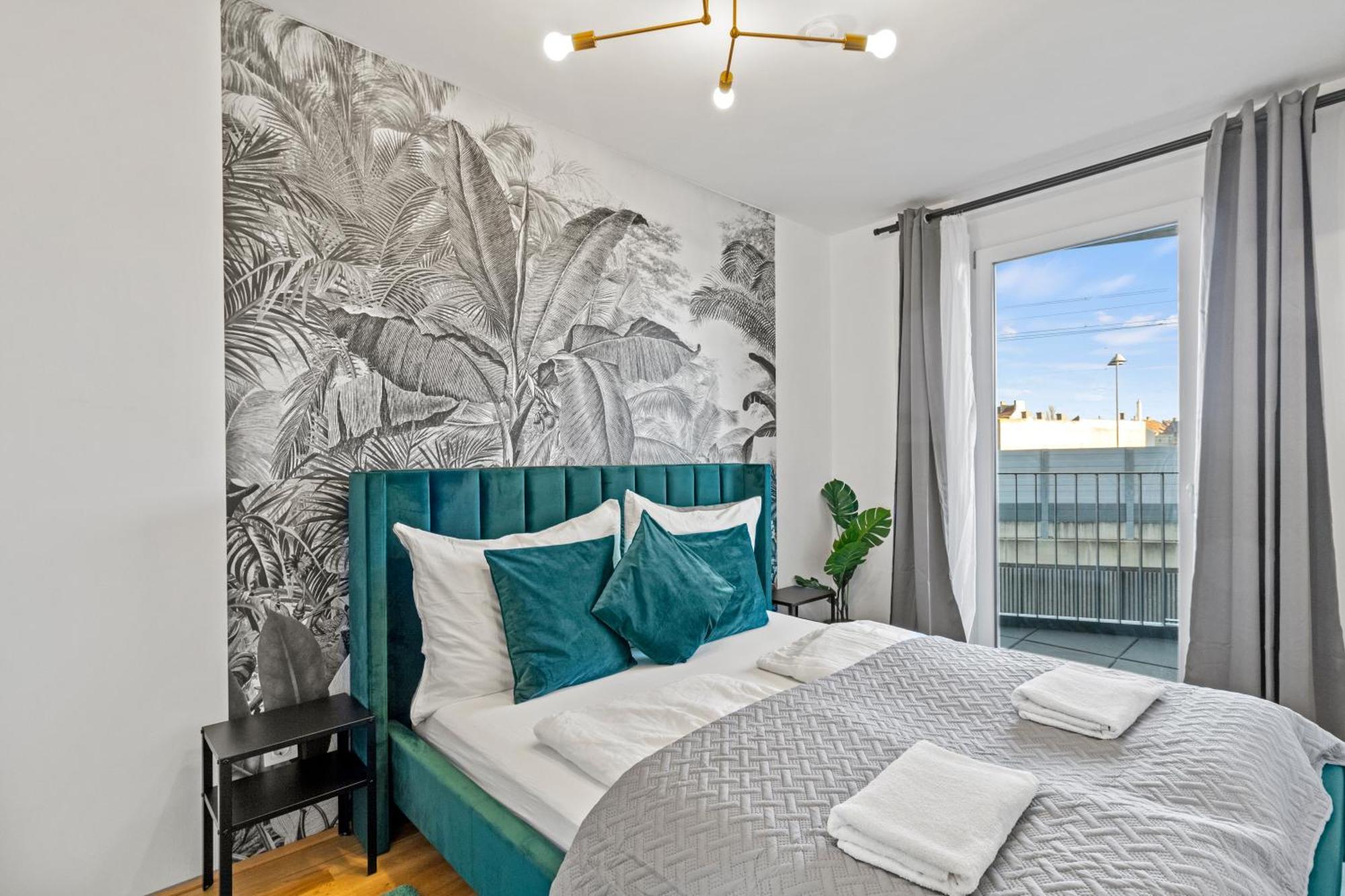 Balcony I 50 M² I Near Center Apartment Vienna