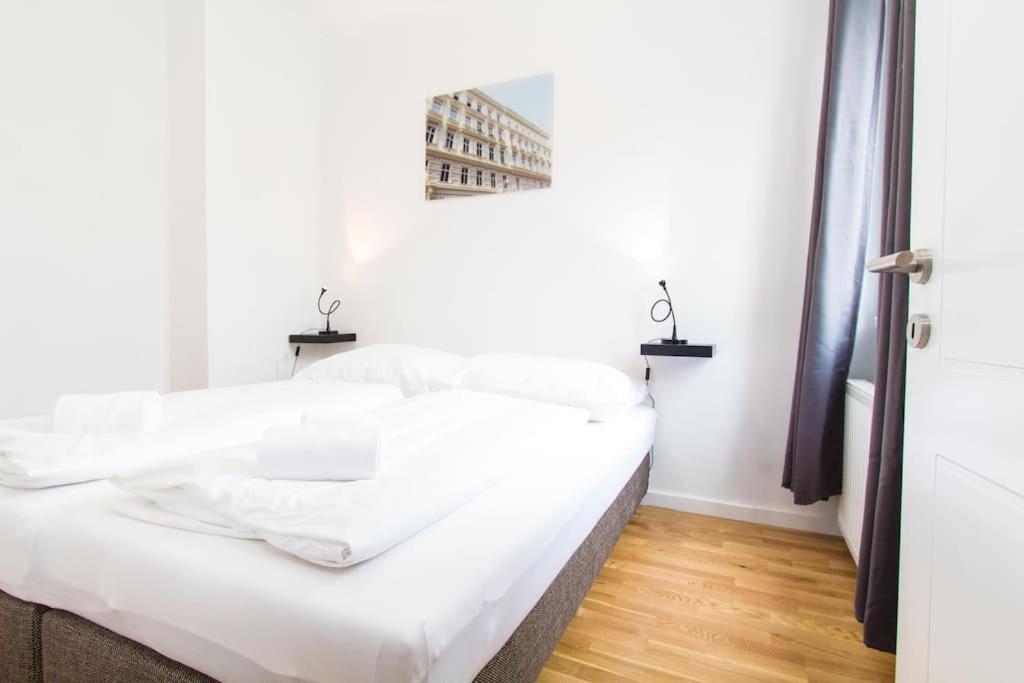 Lainzer Strasse Apartment Vienna