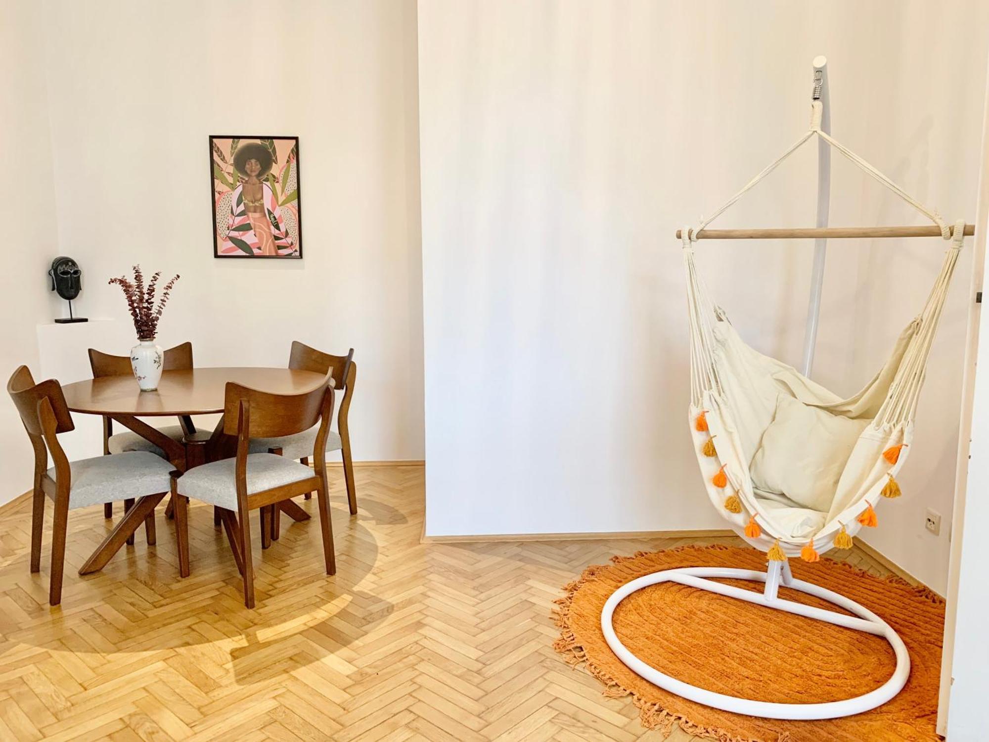 Bamboo : A Cozy Family Haven In Vienna's 9th District