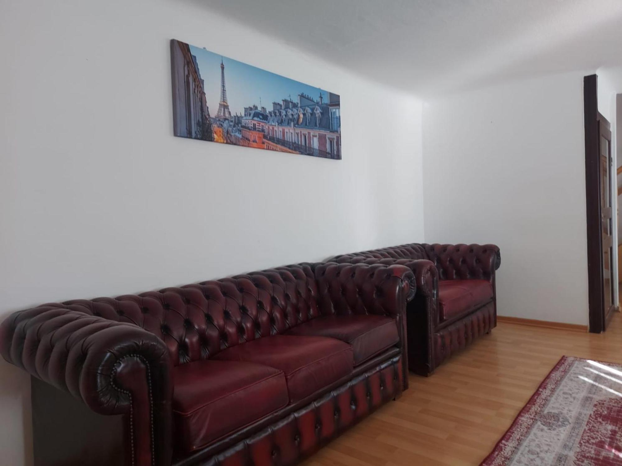 2 Bedrooms, 2 Baths House With A Living An Upstairs Reception Rea