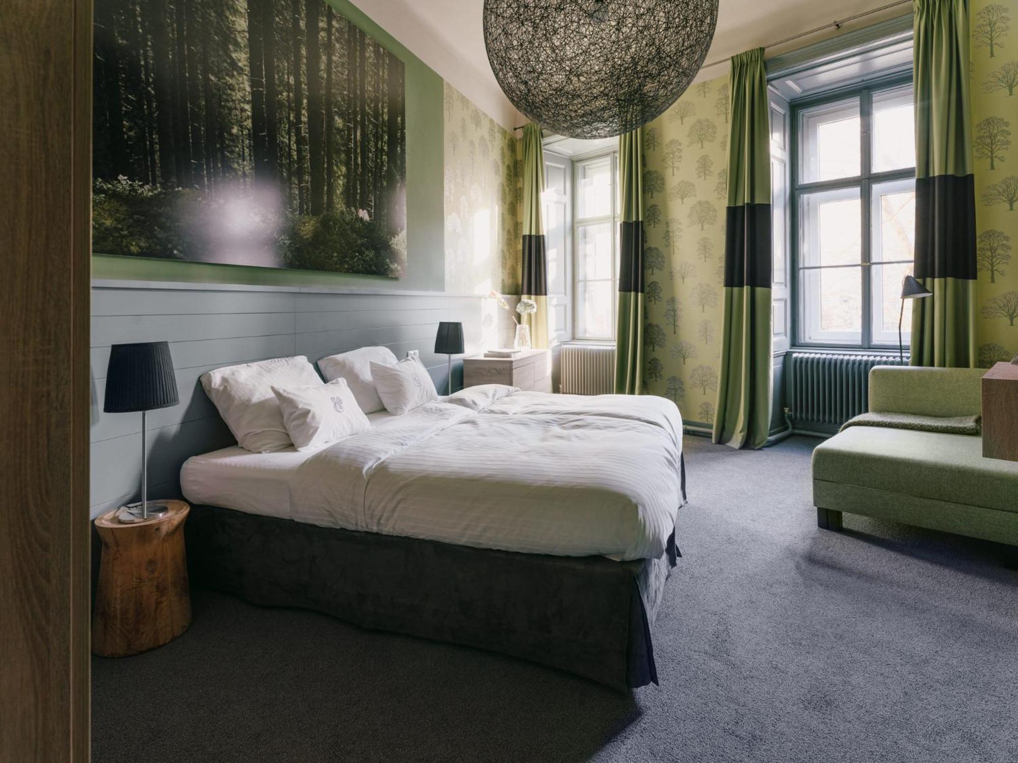 Hotel Saint Shermin & Champagne 4*