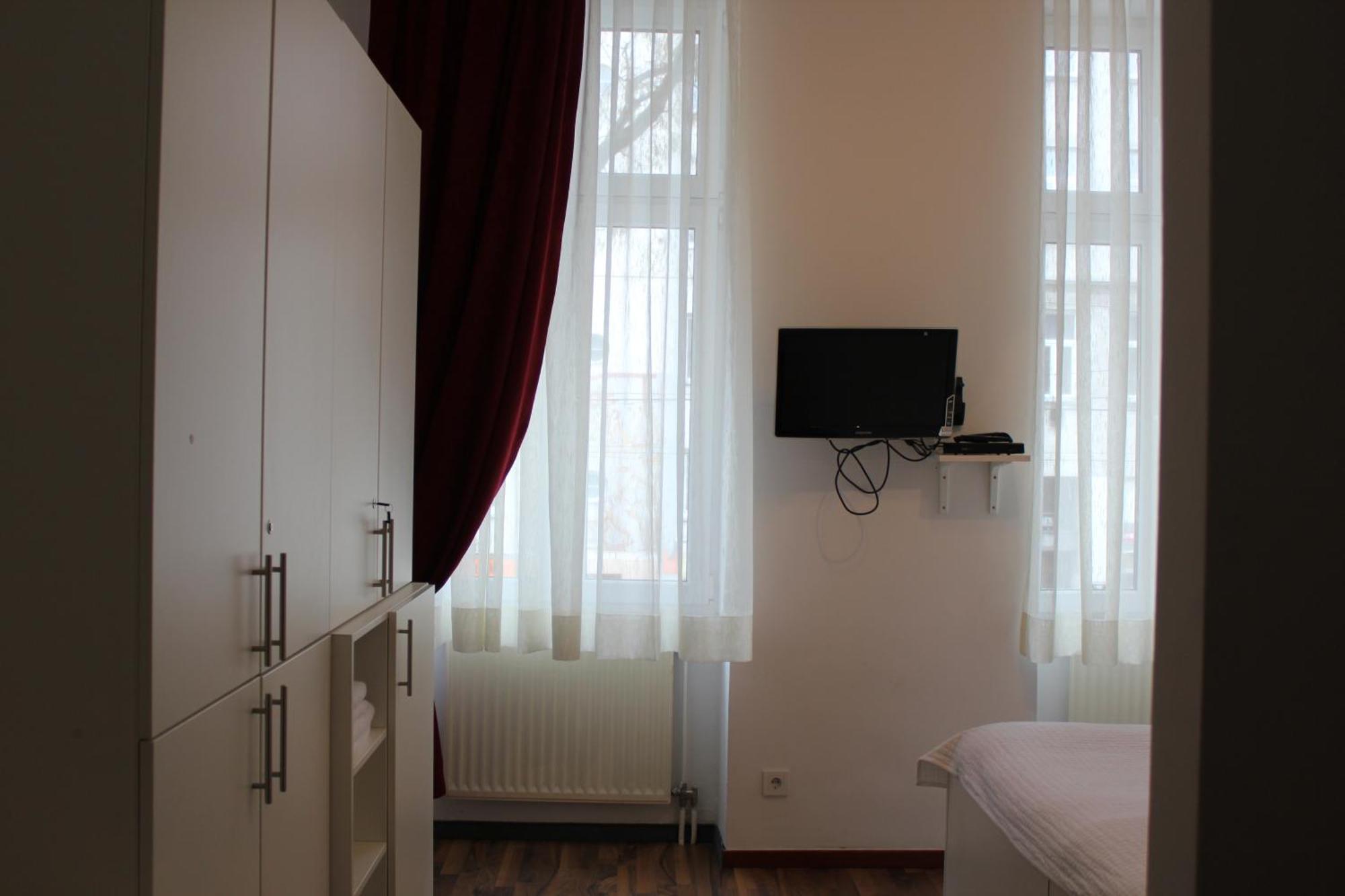 Arnes Vienna