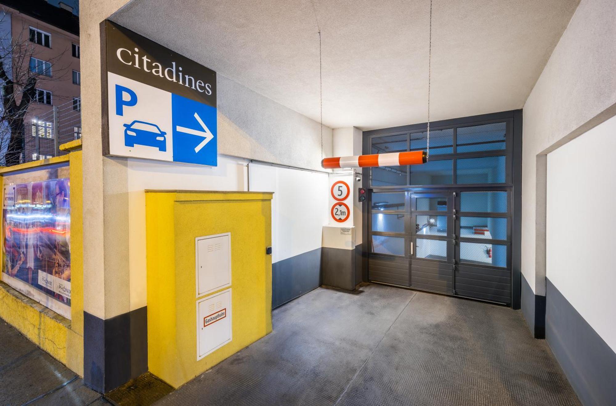 Aparthotel Citadines South 4*