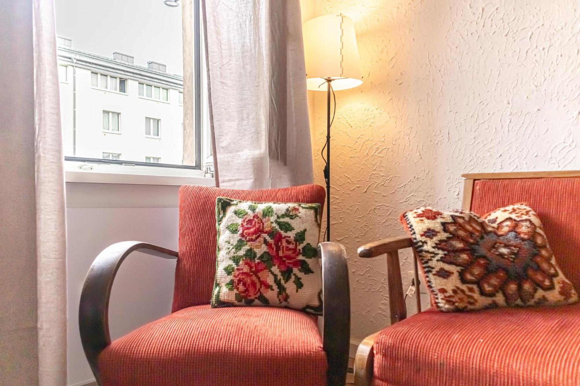 Friendly 2br Apt- Near U6 Station Am Schoepfwerk Apartment *