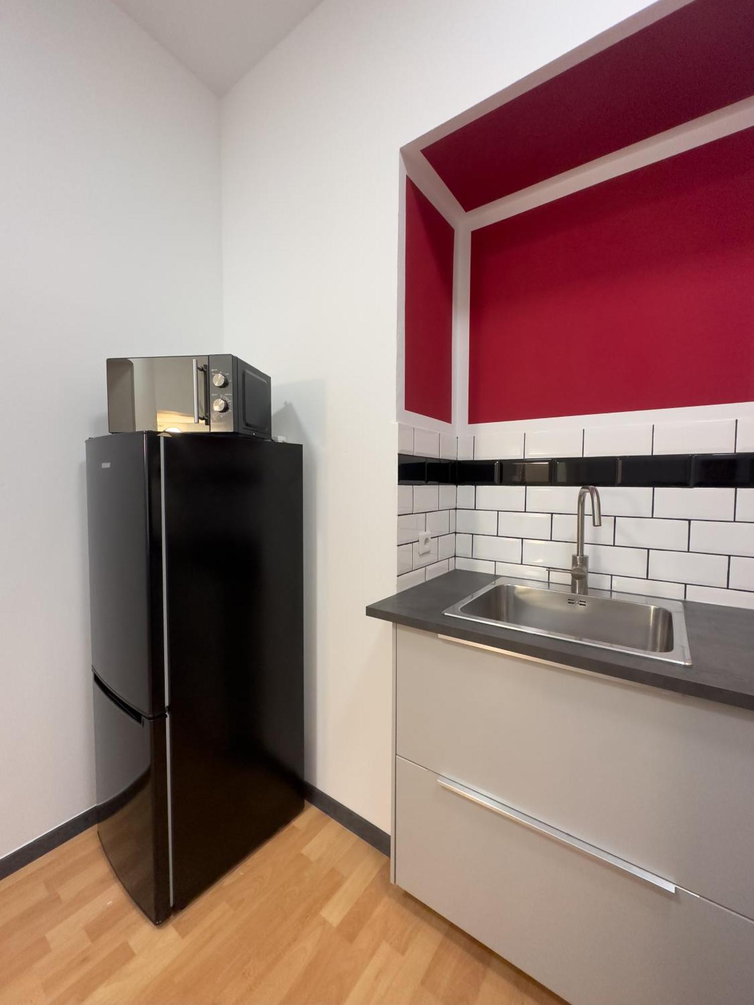 Delightful Westbahnhof Apartment Vienna