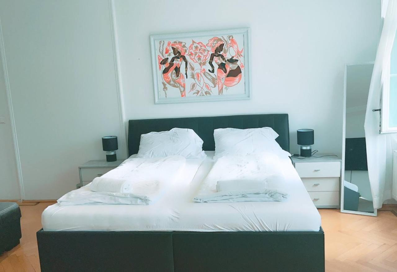 Homestay Cozy In Keplerplatz Kp Q *