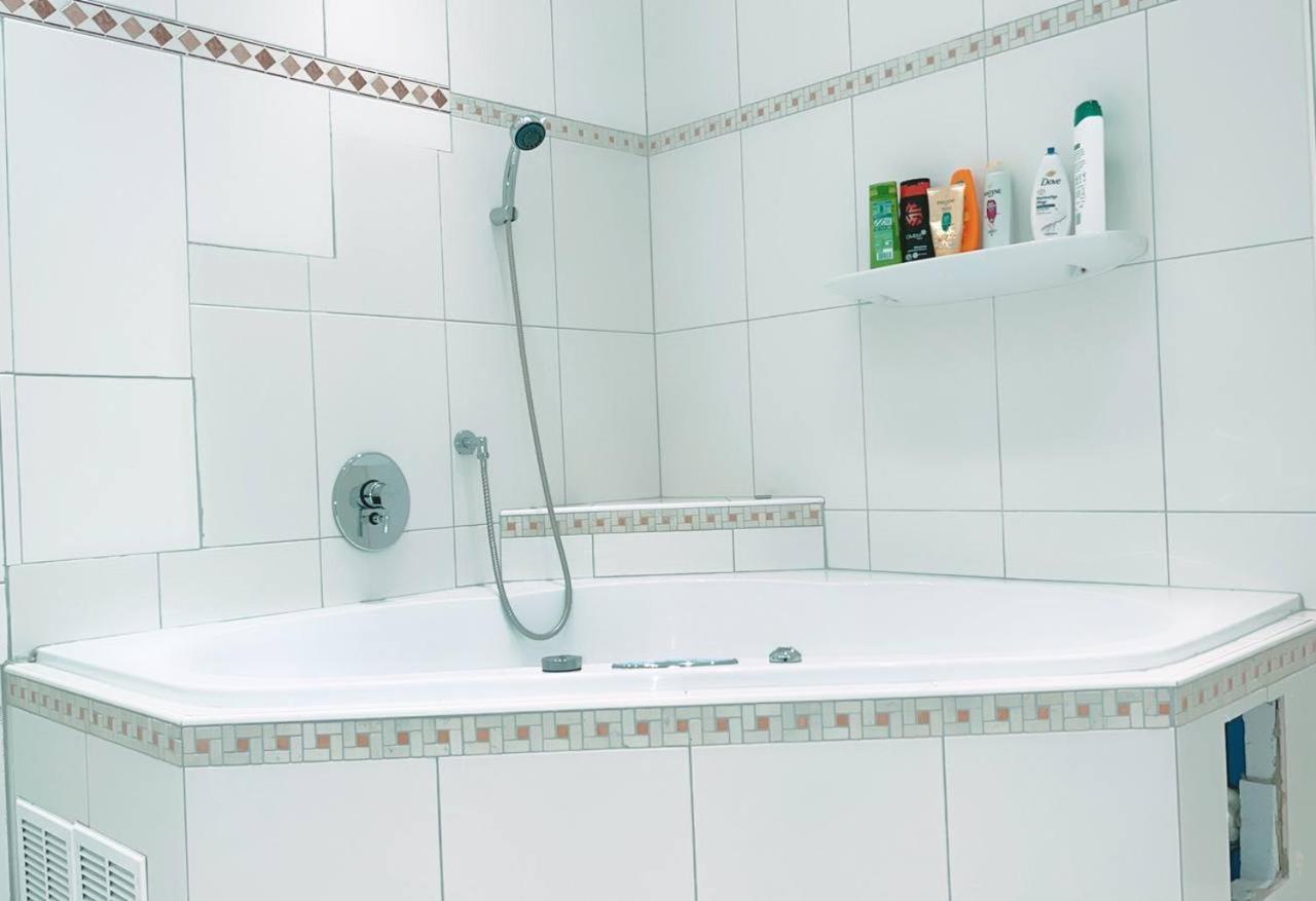 Cozy In Keplerplatz Kp Q Homestay *