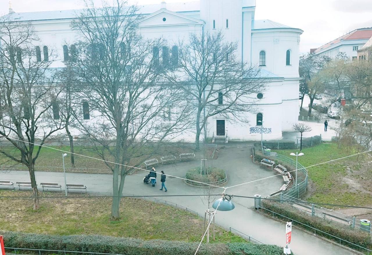 Cozy In Keplerplatz Kp Q
