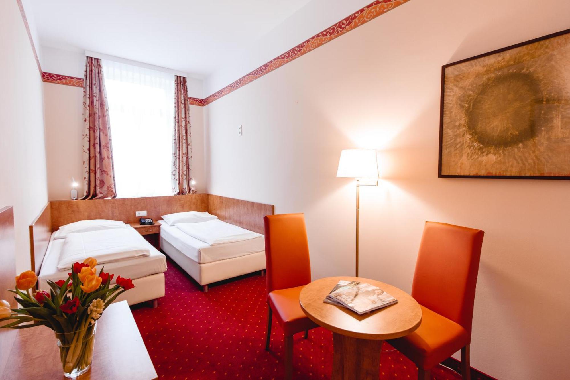 Hotel Allegro