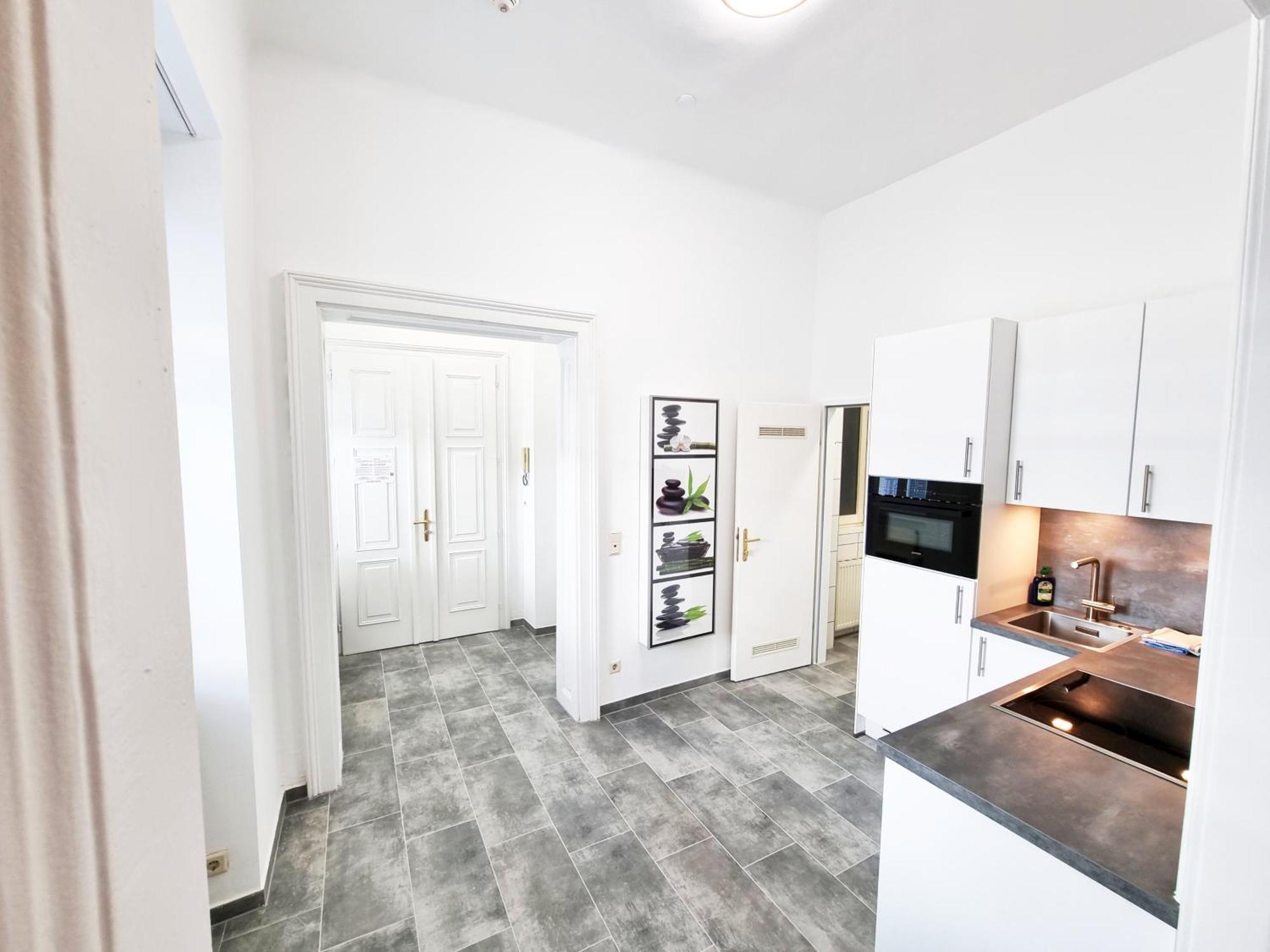 Gal Apartment *