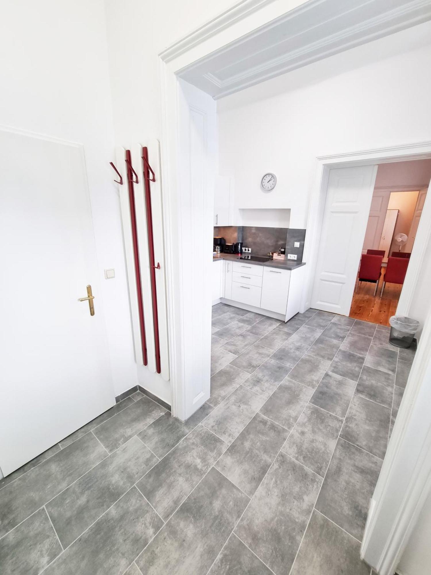 Gal Apartment