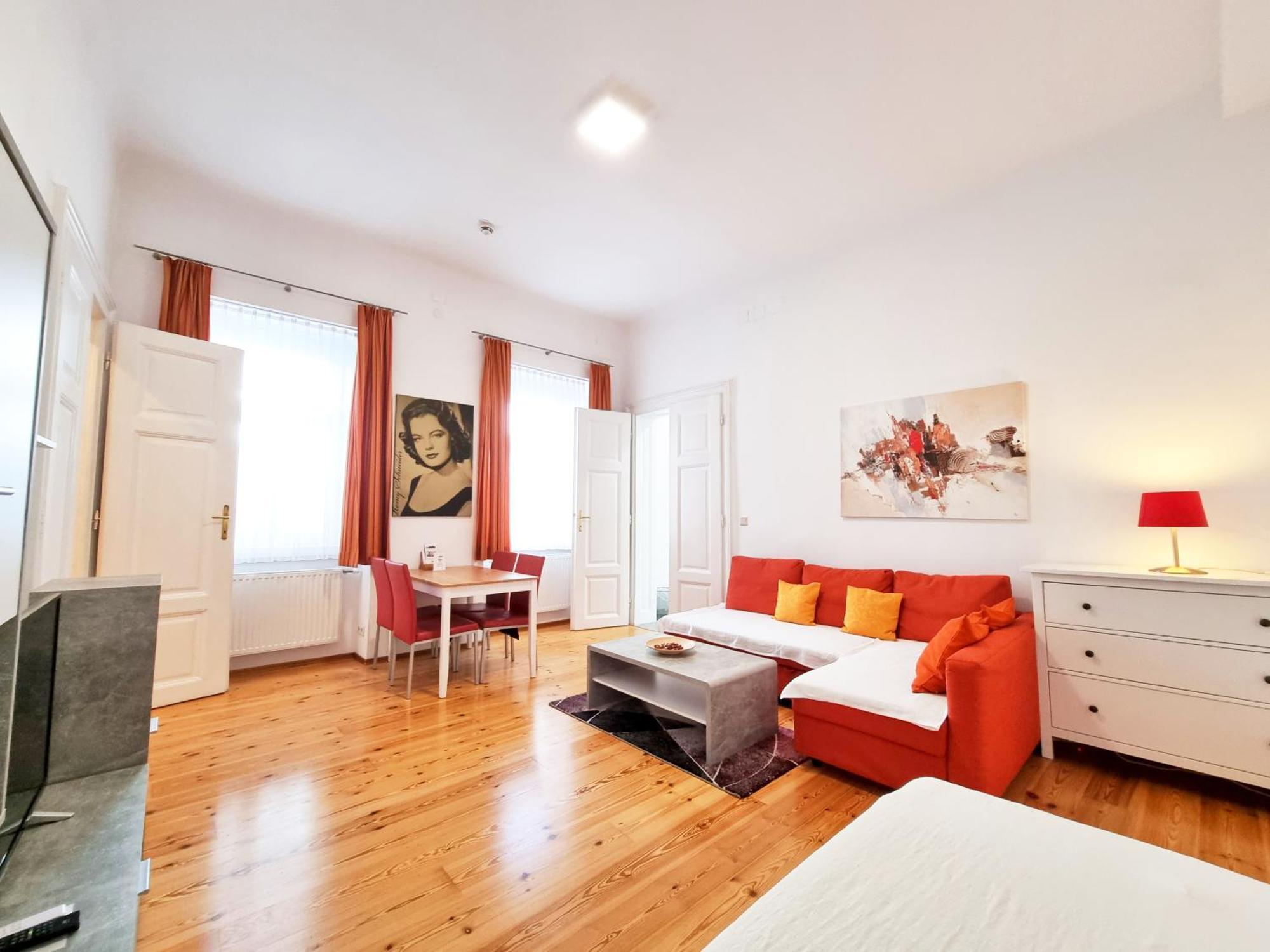 Gal Apartment