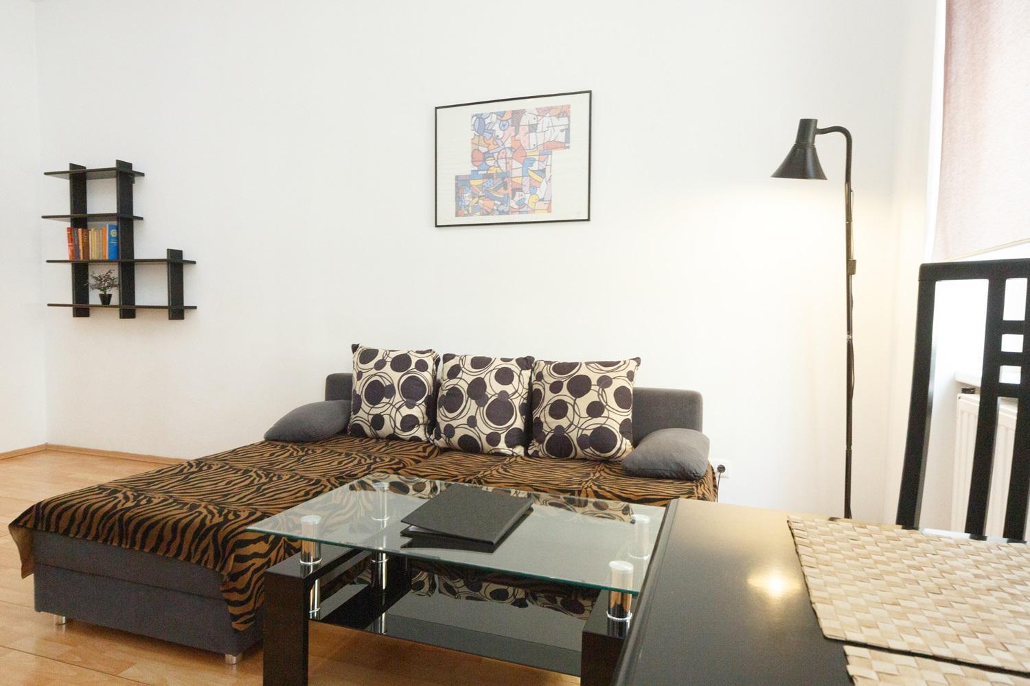Apartment In Near Schoenbrunn & Westbahnhof - Keyless Check-in
