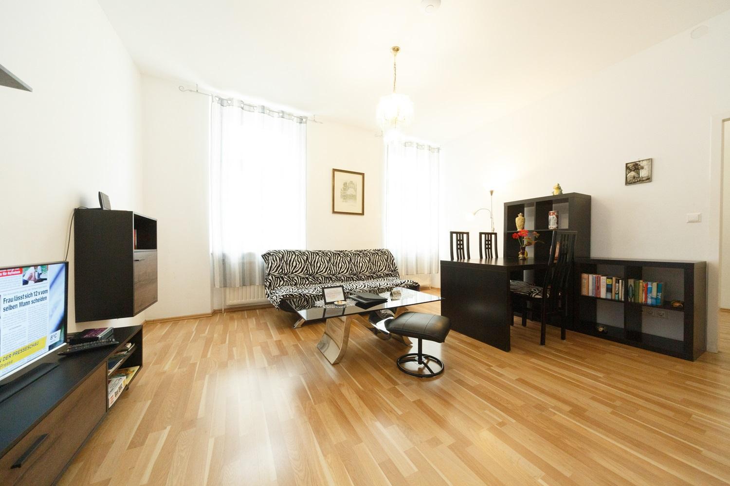 In Near Schoenbrunn & Westbahnhof - Keyless Check-in Vienna