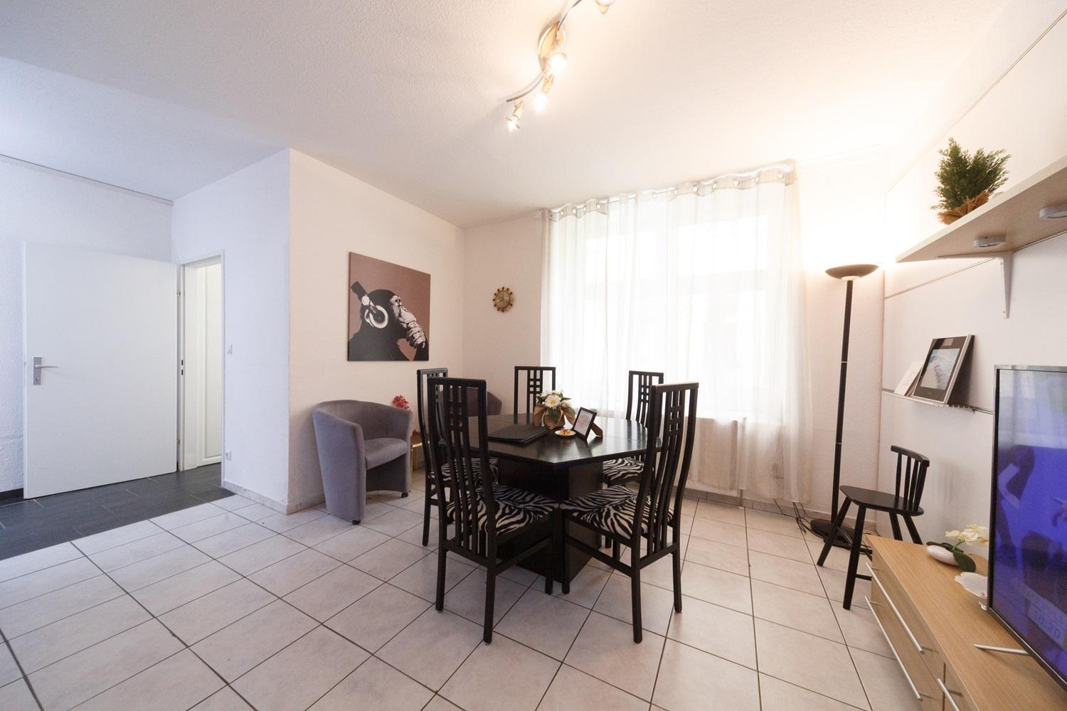 In Near Schoenbrunn & Westbahnhof - Keyless Check-in Apartment Vienna
