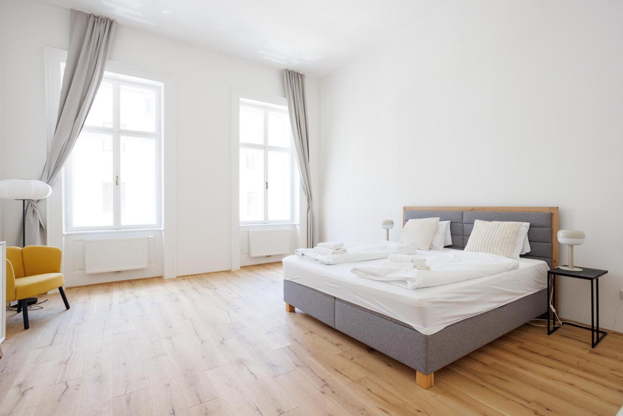 Apartment 4ty3 - Stadtpark Is Calling *