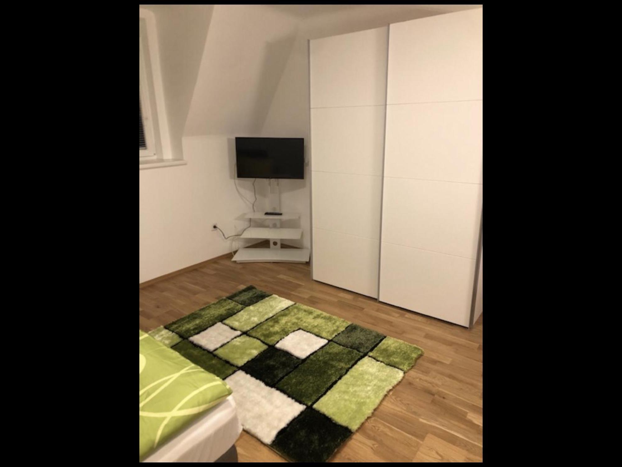 Walzhofer Apartment *