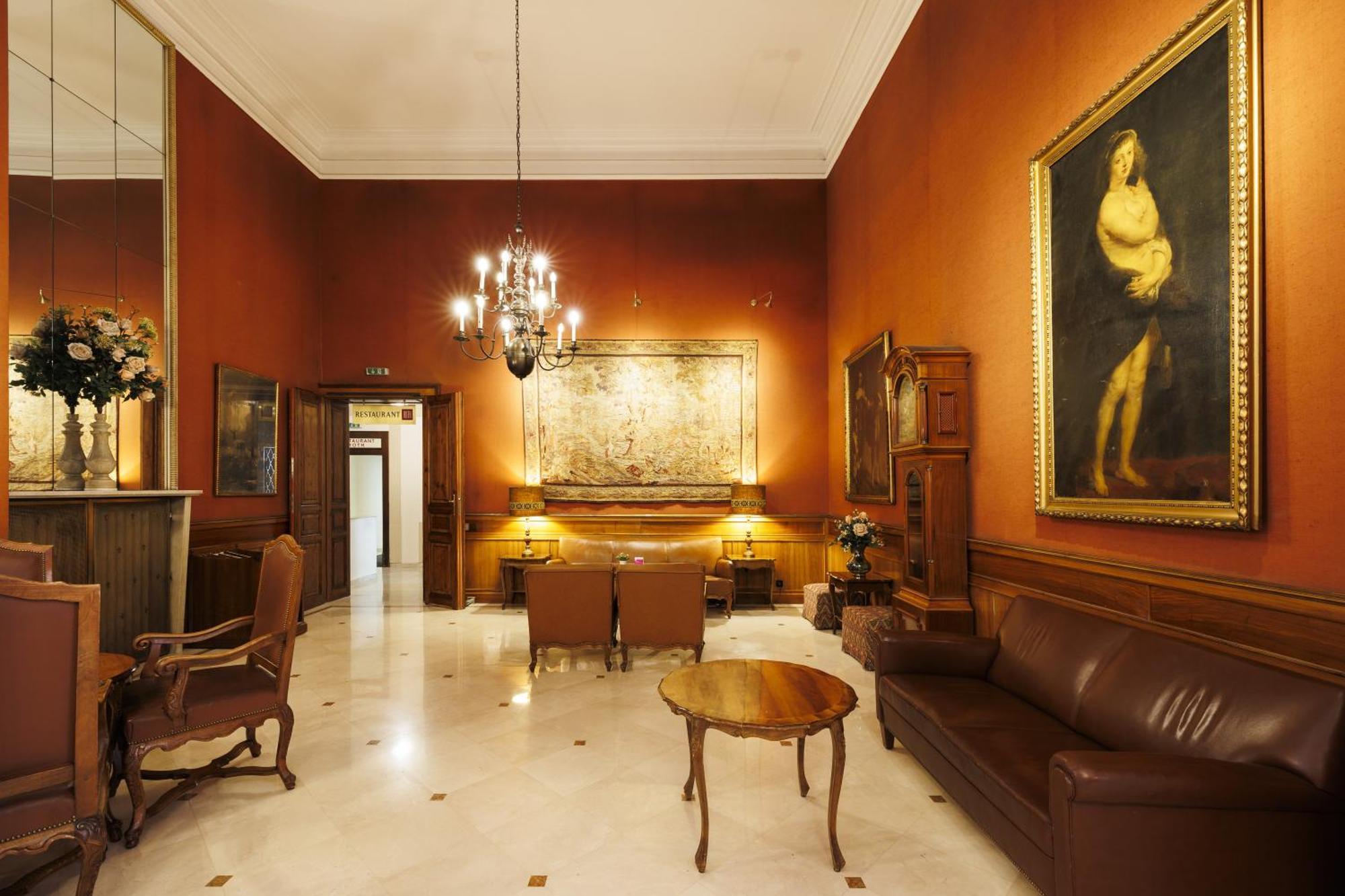 Regina Hotel 4*