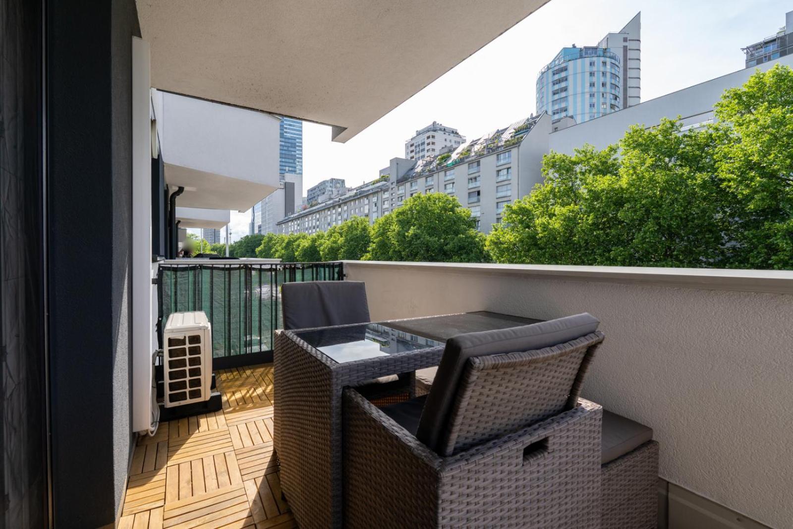 Apartment Near Gorgeous With A Balcony Vienna