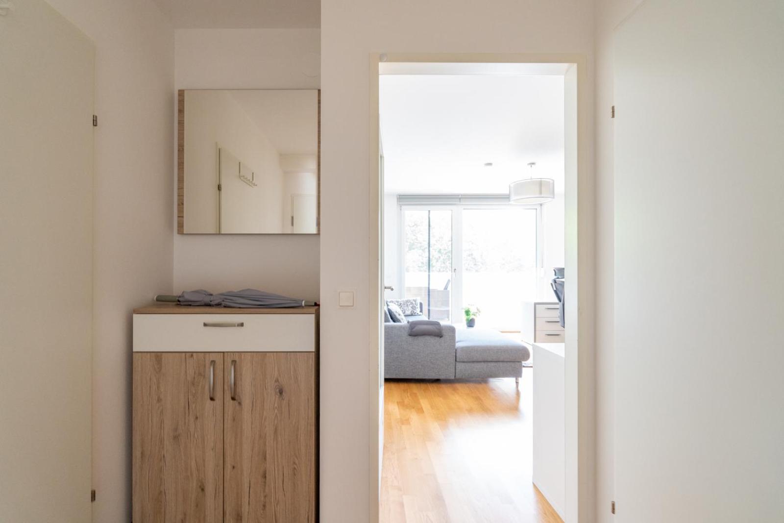 Apartment Near Gorgeous With A Balcony *