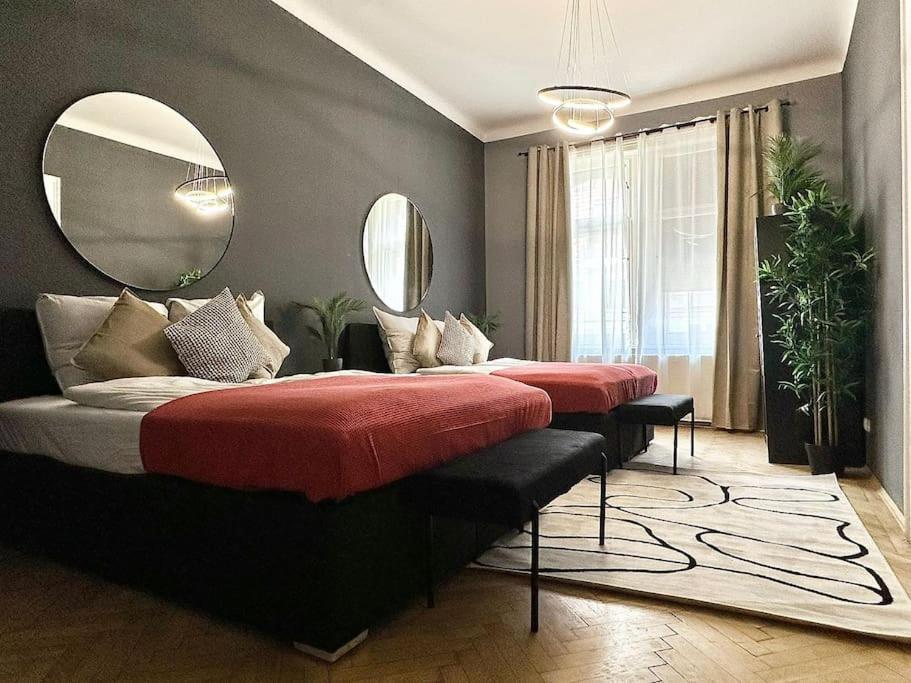 Spacious Living I Luxury Design Viena