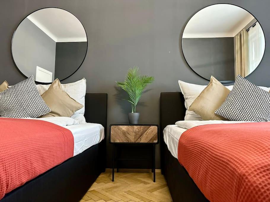 Spacious Living I Luxury Design