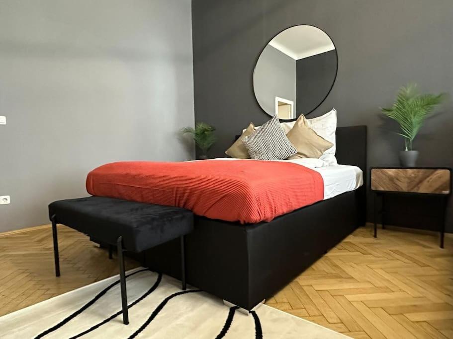 Spacious Living I Luxury Design *