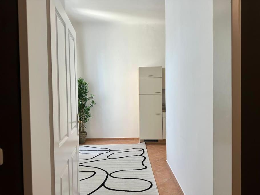Spacious Living I Luxury Design Apartamento