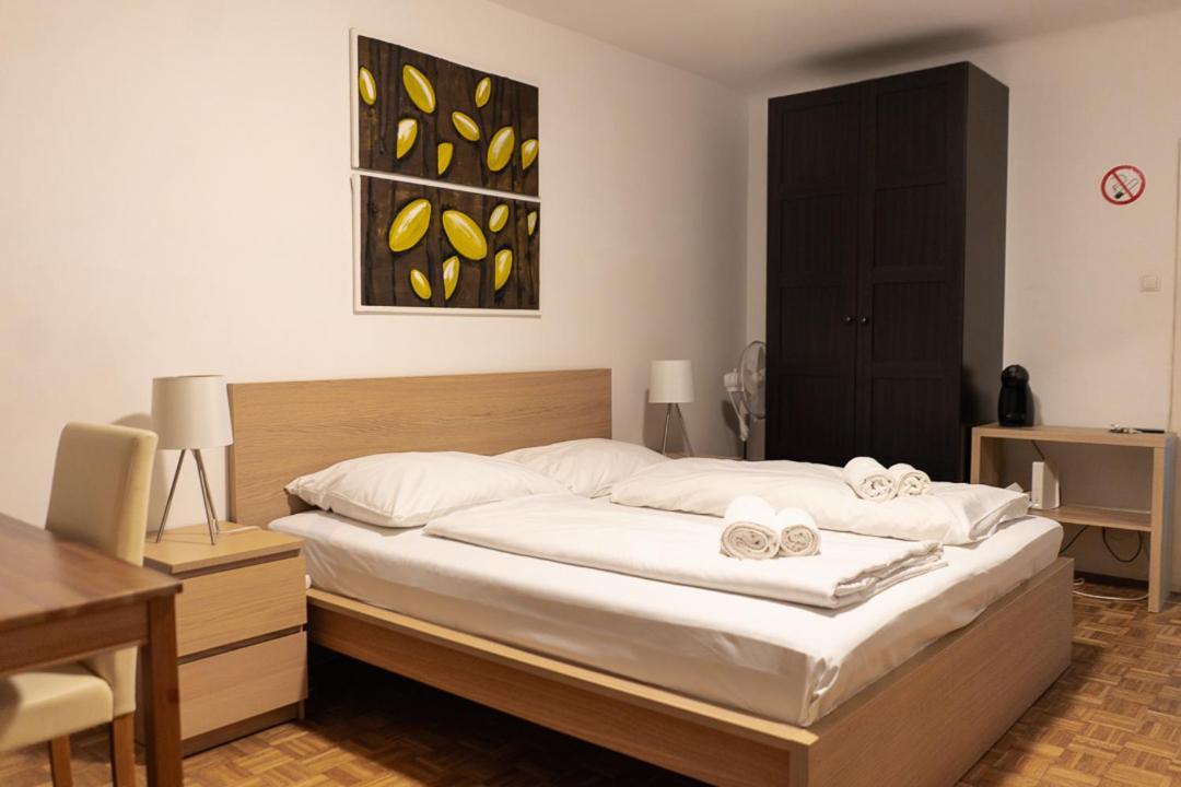 Apartment Living - Stephansdom
