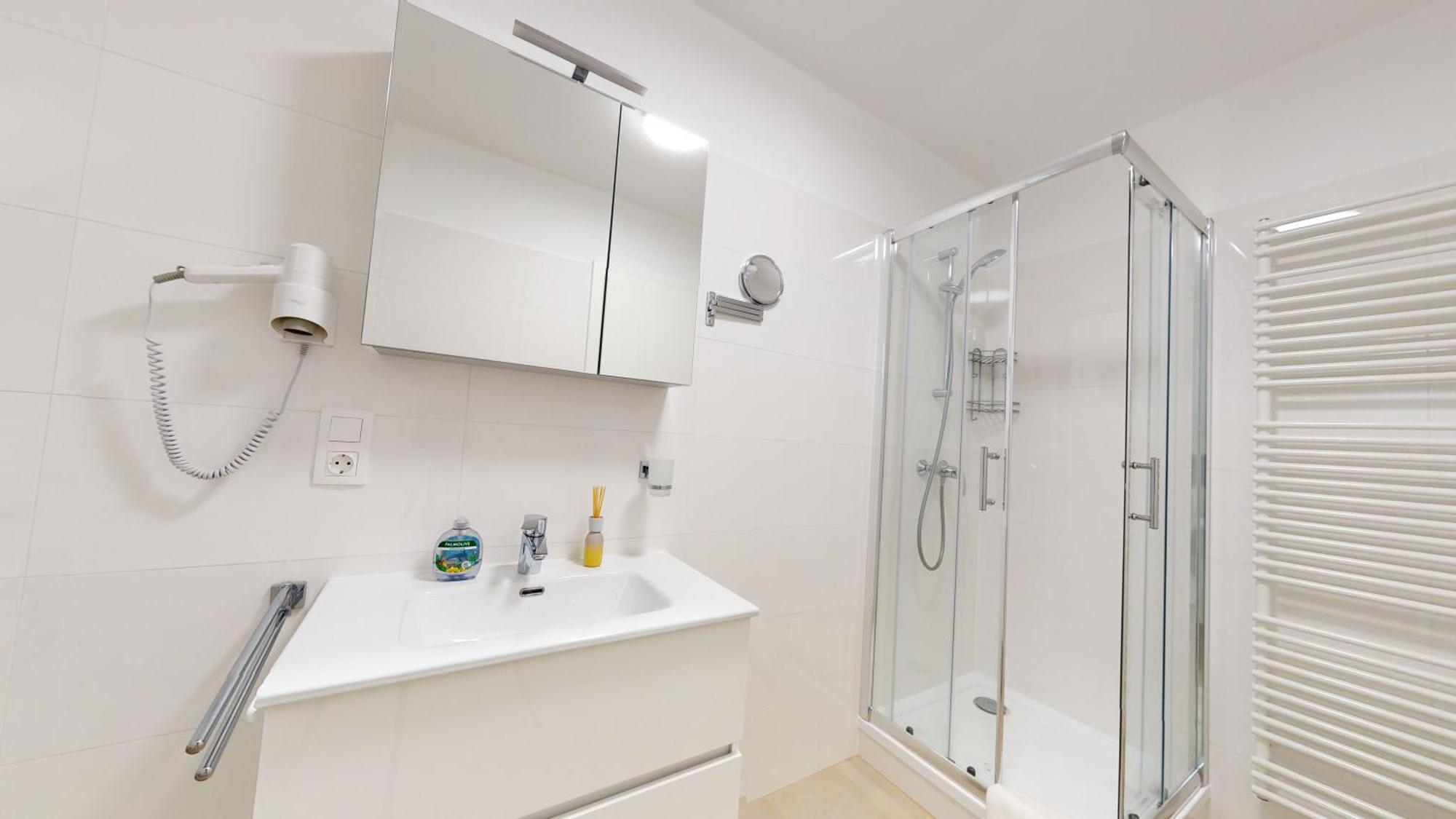 Alon Homes - Premium Center *