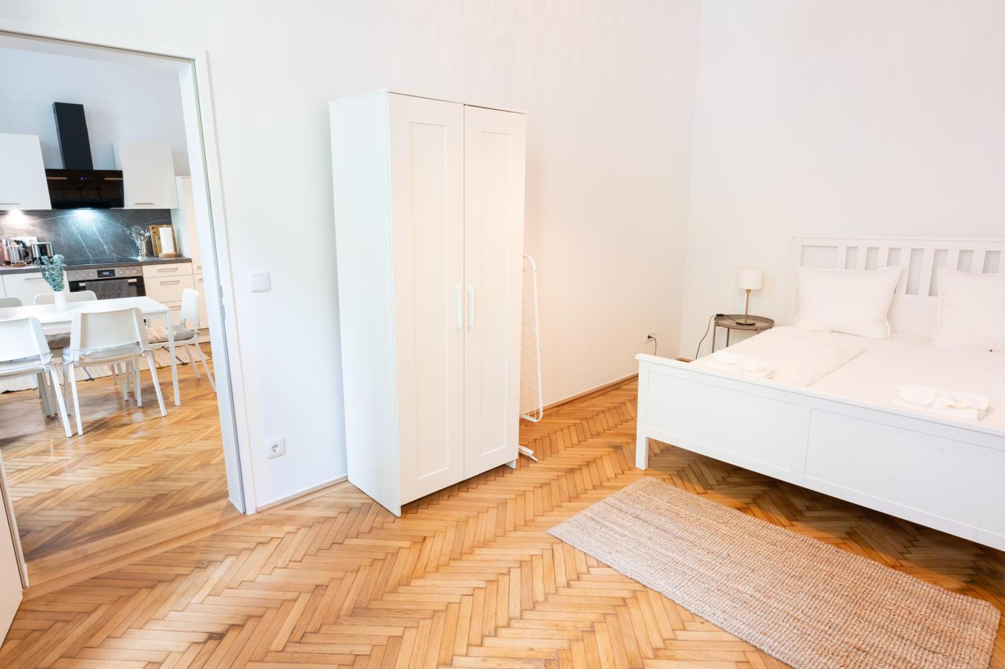 1020 Apartment *