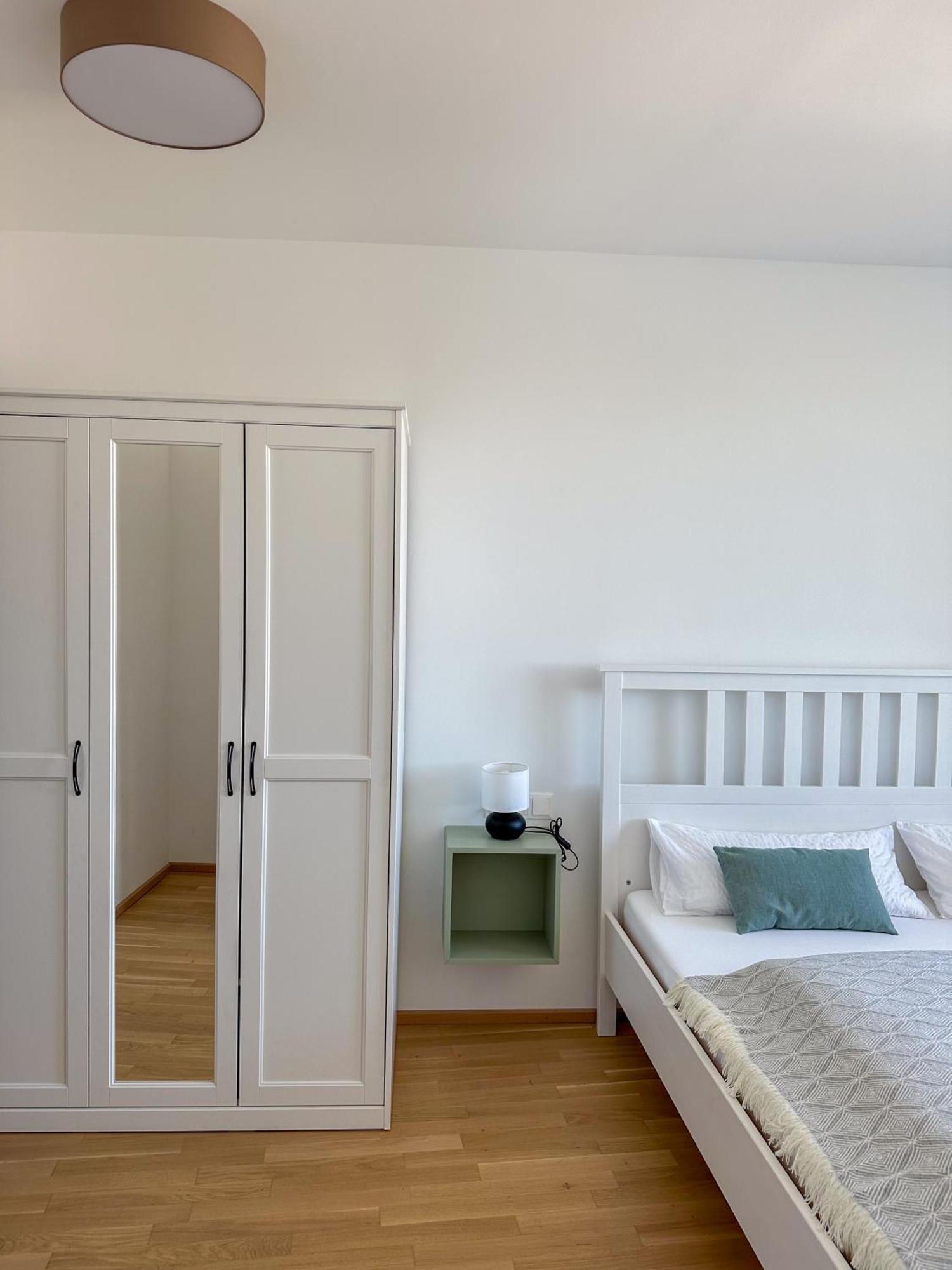 Apartment Sunny Side Up