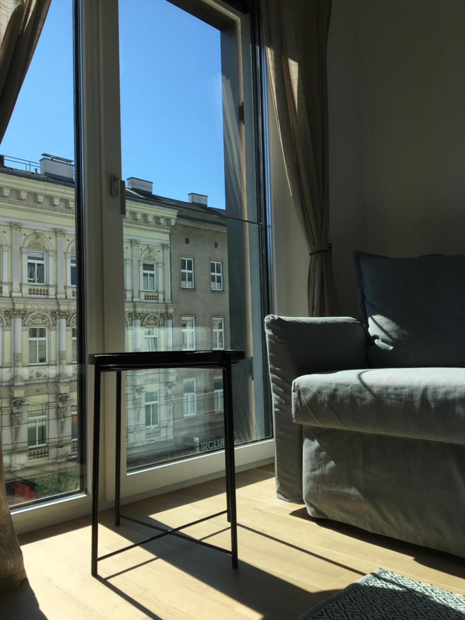 Apartment Sunny Side Up