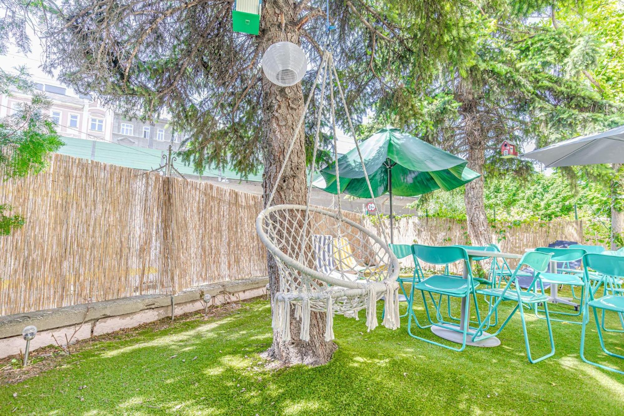 Adorable 2br Apt. Near Millenium Tower And Danube Apartment