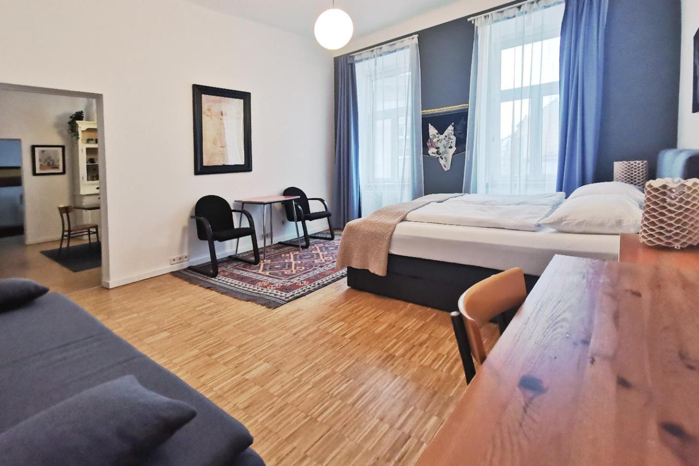 Palm Apartment *