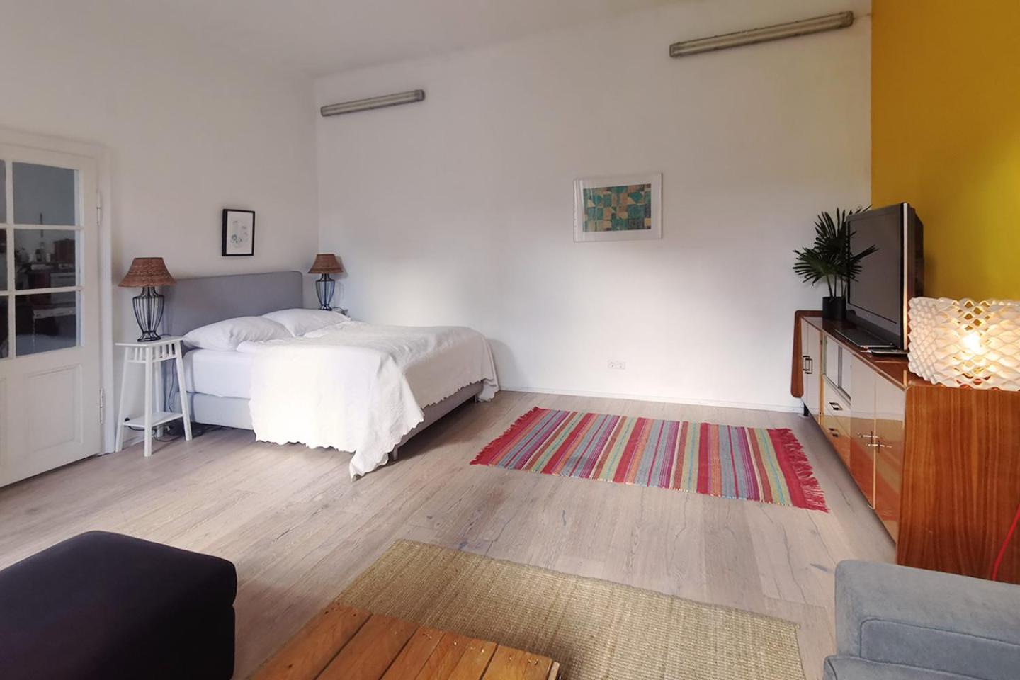 Palm Apartment *