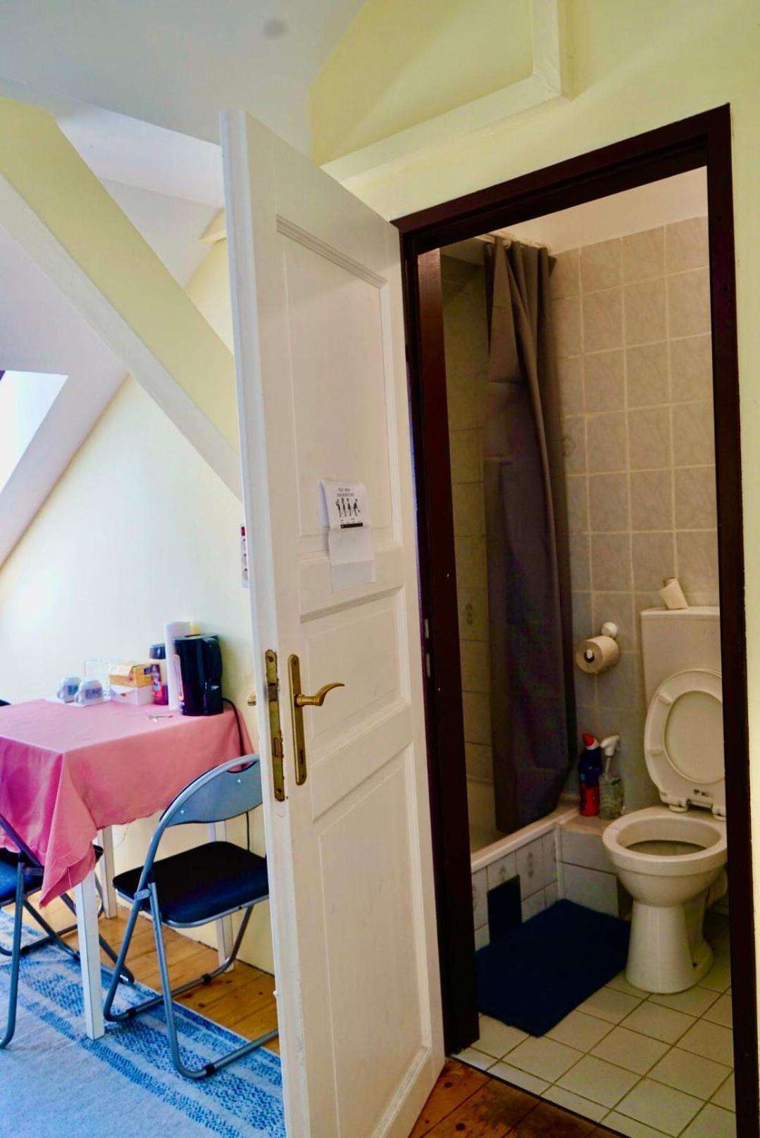 U6 Schoepfwerk 11 Homestay *