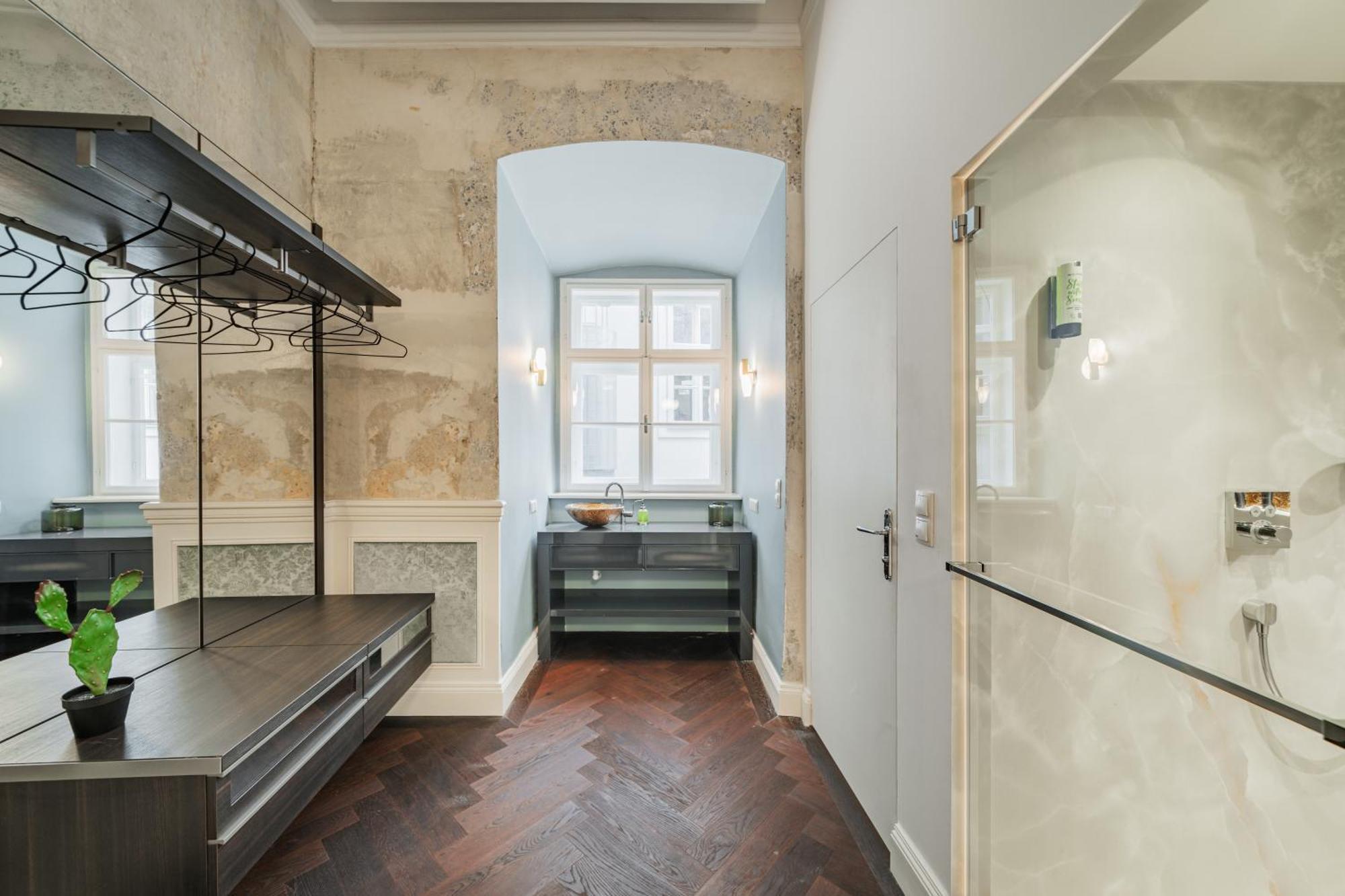 Luxury In Best Location